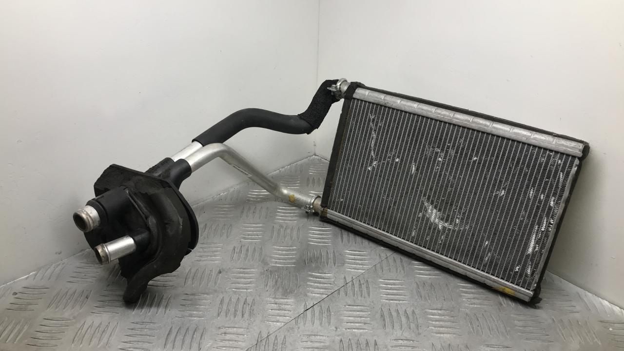 радиатор отопителя (печки) BMW 5 серия F07/F10/F11 2010, 3.5 л., бензин, седан - фото №1