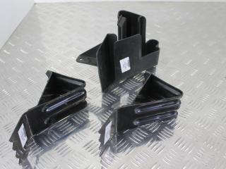 Противооткатный упор BMW X5 E53 [рестайлинг] 2004, 3.0 л., дизель, черный, внедорожник 5 дв.