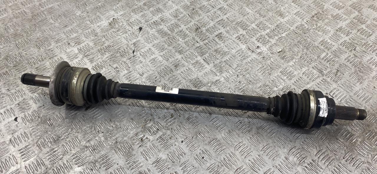 полуось задняя (приводной вал, ШРУС) BMW 5 серия F07/F10/F11 2010, 3.5 л., бензин, седан, 7581024 - фото №1