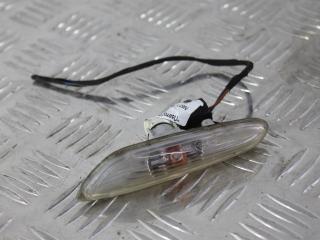 повторитель поворота на крыле BMW 3 серия E90/E91/E92/E93 [рестайлинг] 2010, 3.0 л., бензин, чёрный, универсал, 7253325