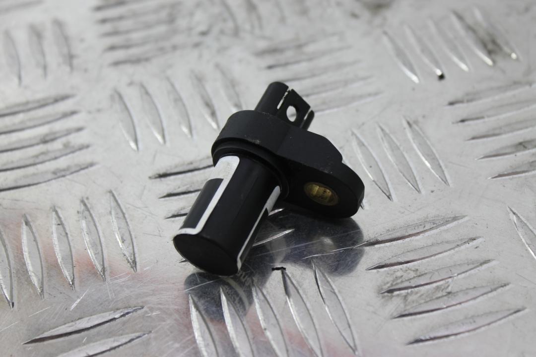 датчик распредвала BMW X5 E70 2006, 4.8 л., бензин, внедорожник 5 дв., 7558518, 13627525014, 7525014 - фото №1