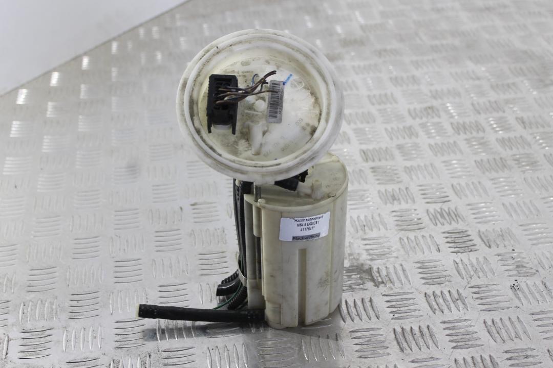 насос топливный BMW 5 серия E60/E61 2005, 3.0 л., бензин, седан, 6765778 - фото №1