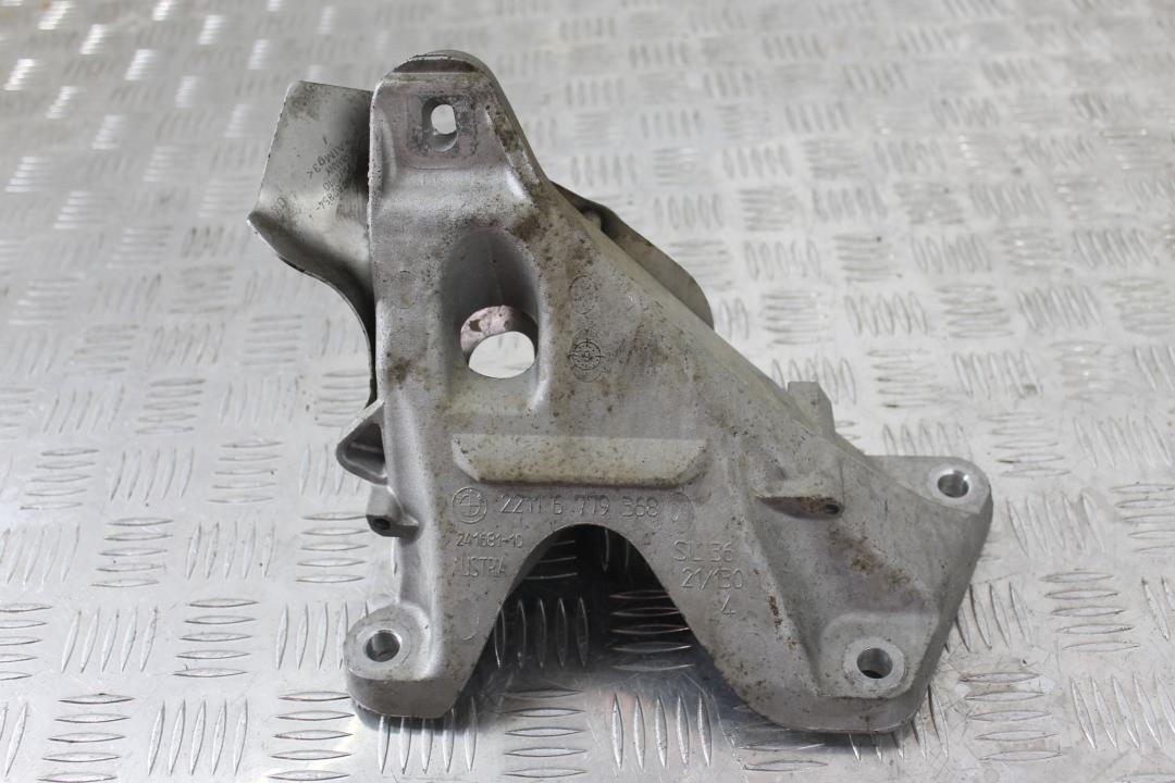 кронштейн двигателя BMW 3 серия E90/E91/E92/E93 2007, 2.5 л., бензин, 6779368 - фото №1