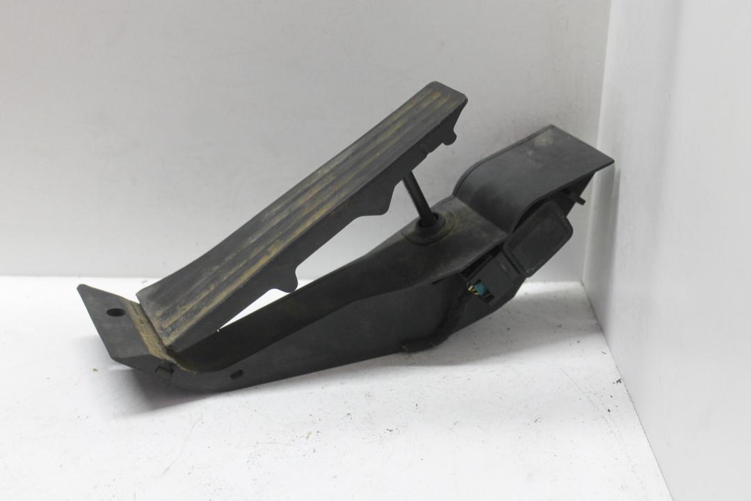 педаль BMW 3 серия E90/E91/E92/E93 2005, седан, 6766931 - фото №1