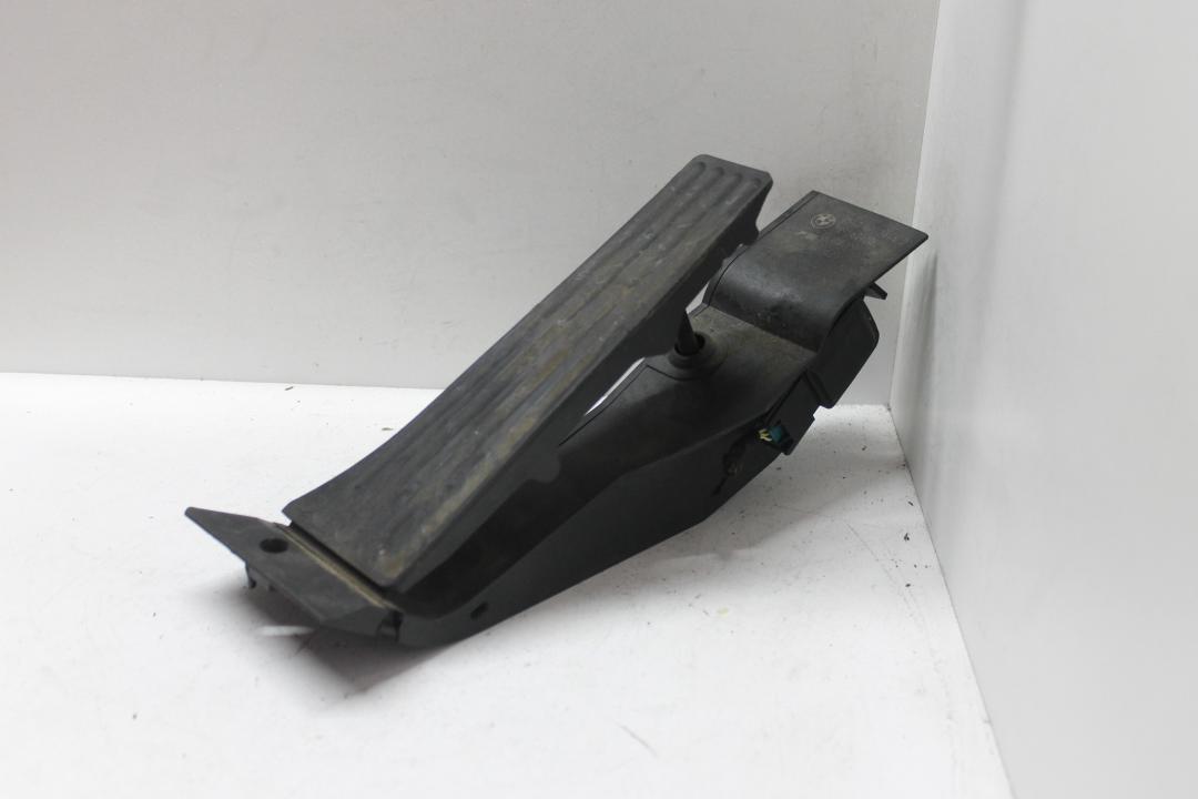 педаль BMW 3 серия E90/E91/E92/E93 2007, купе, 6772646 - фото №1