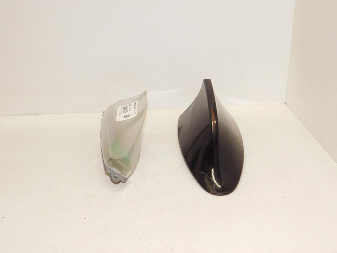 антенна BMW 5 серия F07/F10/F11 F10 2011, 3.0 л., N57 D30 A, дизель, седан, задний привод, 65209141460, 9141460 - фото №1