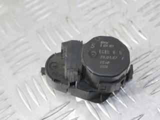 моторчик заслонки печки BMW X3 E83 [рестайлинг] 2007, 2.0 л., дизель, черный, внедорожник 5 дв., 6934821