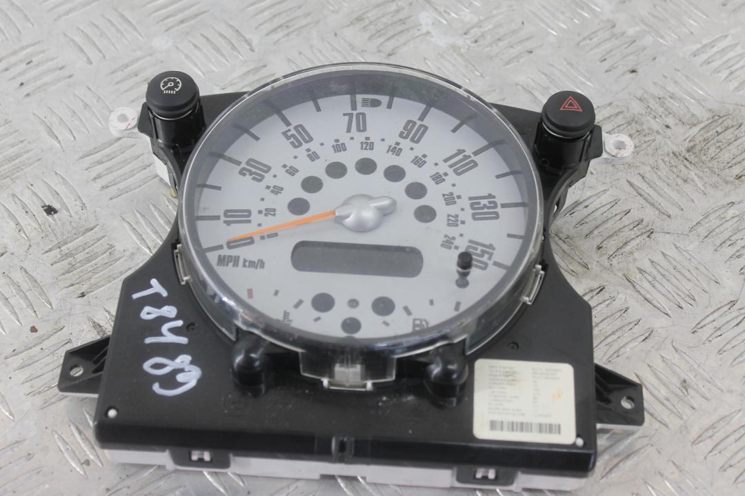 щиток приборов (приборная панель) Mini Cooper S 1 поколение 2003, хетчбэк 5 дв., 6928883 - фото №1