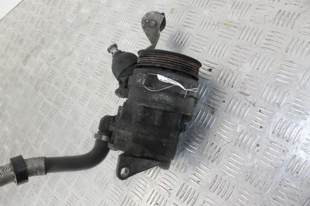 насос гидроусилителя руля BMW 7 серия E65/E66/E67 2004, 4.0 л., N62 B40 A, бензин, седан - фото №1