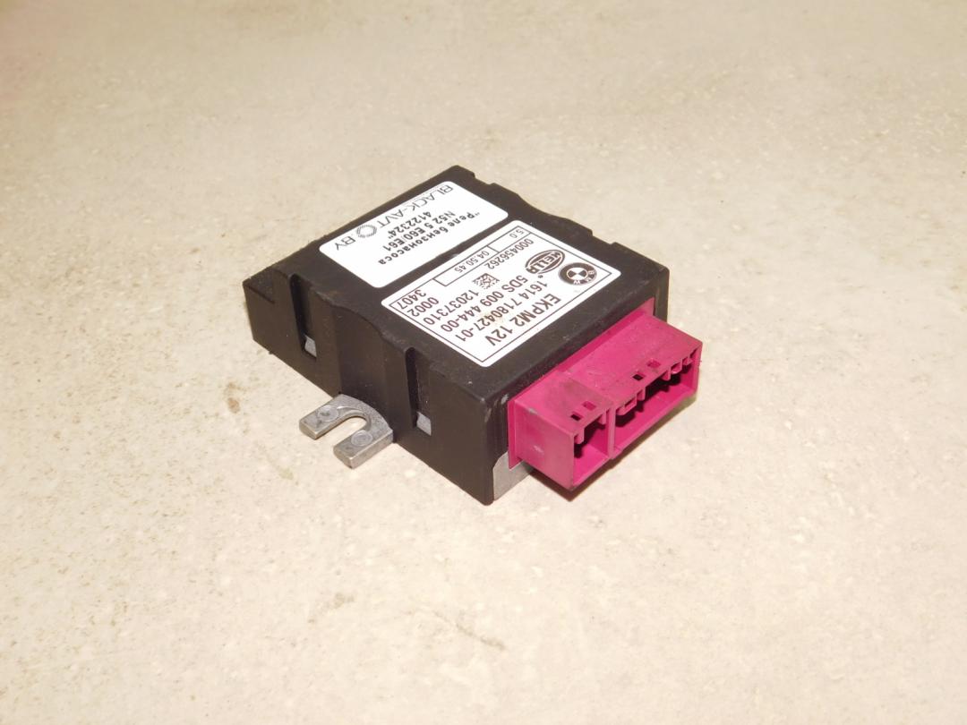 блок управления топливным насосом BMW 5 серия E60/E61 2007, 3.0 л., бензин, седан, 7180427 - фото №1