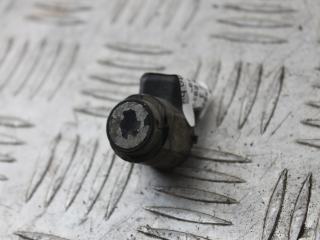 парктроник передний BMW 3 серия E90/E91/E92/E93 [рестайлинг] 2008, 3.5 л., дизель, красный, купе, 9139867