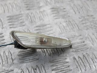 повторитель поворота на крыле BMW 3 серия E90/E91/E92/E93 [рестайлинг] 2008, 3.5 л., дизель, красный, купе