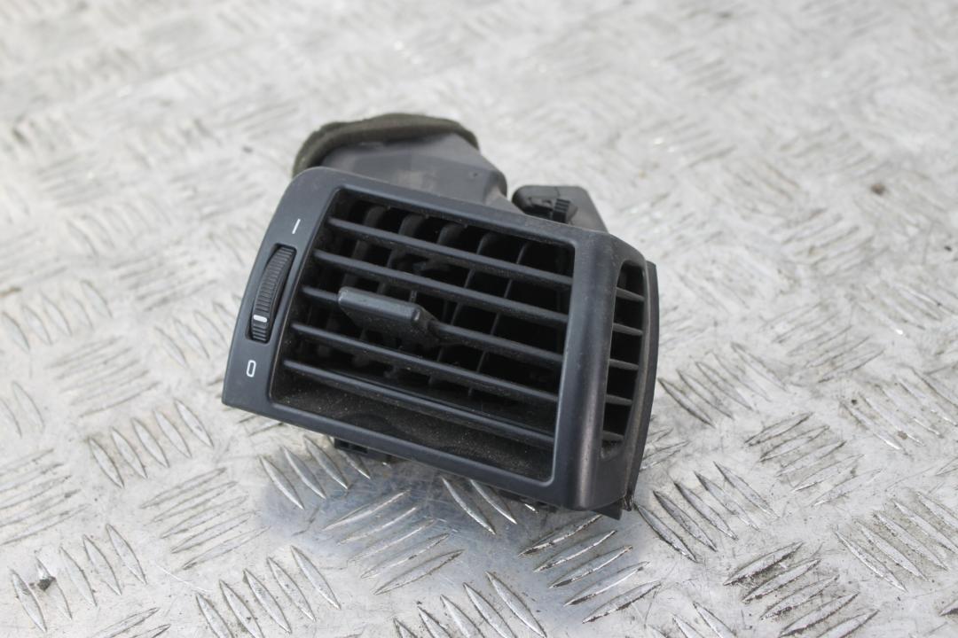 дефлектор обдува салона BMW 3 серия E46 2003, 8361898 - фото №1