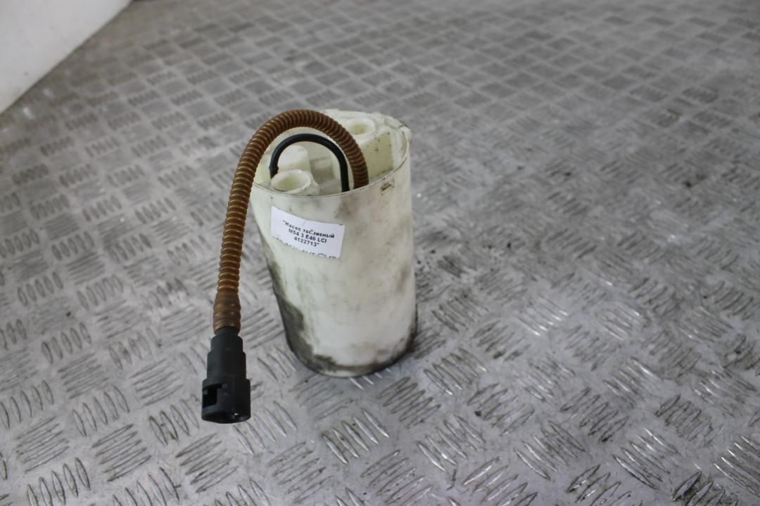 насос топливный BMW 3 серия E46 2003, 3.0 л., бензин, серебро, седан, 6767947 - фото №1