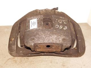 суппорт передний правый BMW 5 серия E60/E61 2005, 3.0 л., бензин, седан