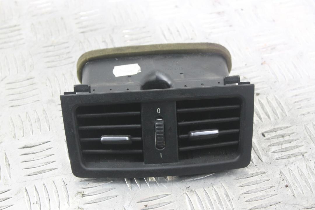 дефлектор обдува салона BMW 5 серия E60/E61 2007, седан, 6932023 - фото №1