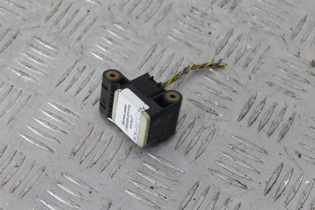 датчик удара BMW 3 серия E90/E91/E92/E93 2006, седан, 6911003 - фото №1