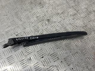 щеткодержатель (поводок стеклоочистителя, дворник) BMW 3 серия E46 2002, 3.0 л., дизель, черный, универсал, 8220830