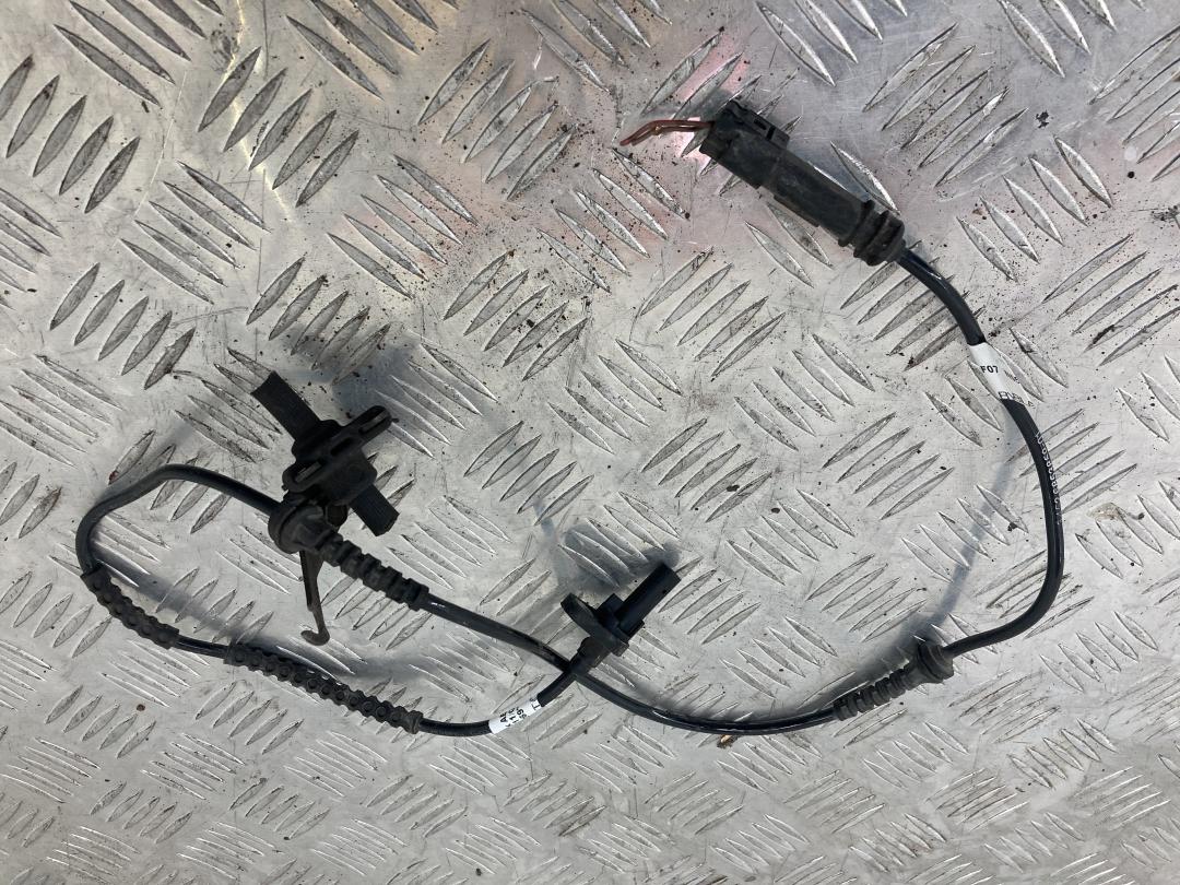 датчик ABS BMW 5 серия F07/F10/F11 2010, 3.5 л., бензин, седан - фото №1