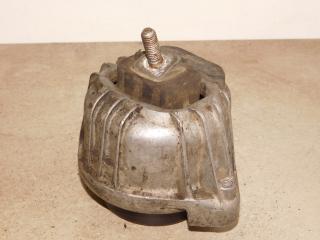 подушка крепления двигателя BMW 3 серия E90/E91/E92/E93 [рестайлинг] 2008, 2.0 л., дизель, седан, 13981112