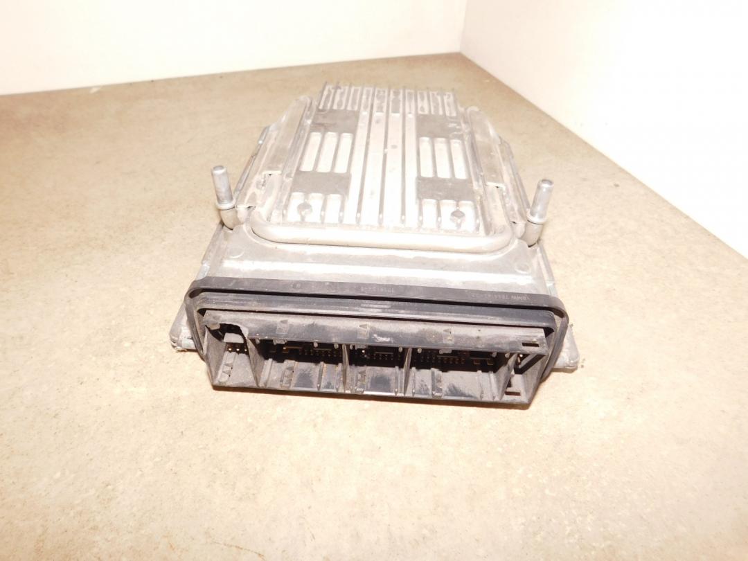 блок управления двигателем BMW 7 серия F01/F02 2010, 4.4 л., бензин, седан, 7613202 - фото №1