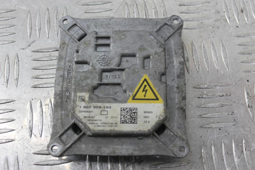 блок розжига ксенона BMW 3 серия E90/E91/E92/E93 2007, 2.0 л., дизель, серебро, купе, 7182520, 63117182520, 1307329153 - фото №1