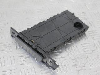 подстаканник BMW 3 серия E90/E91/E92/E93 2007, 2.0 л., дизель, серебро, купе, 7127463