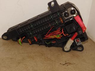 блок предохранителей BMW 5 серия E60/E61 2007, 4.8 л., бензин, седан, 9138830