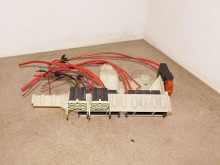 блок предохранителей BMW 5 серия E39 2000, универсал, 8371884