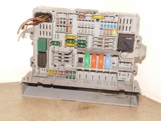 блок предохранителей BMW 3 серия E90/E91/E92/E93 2005, седан, 6906624