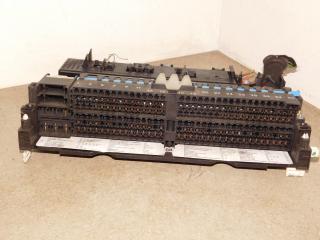 блок предохранителей BMW 3 серия E46 2002, седан, 8364542