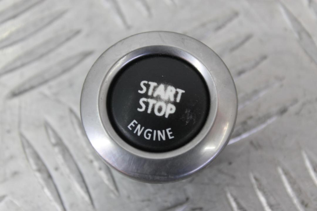 кнопка запуска двигателя BMW 3 серия E90/E91/E92/E93 2007, 2.0 л., дизель, серебро, купе - фото №1