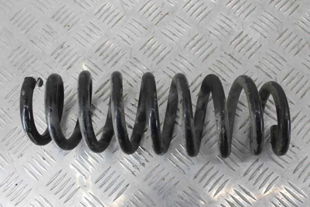 пружина задняя BMW 3 серия E90/E91/E92/E93 2007, 3.5 л., дизель, зеленый, купе - фото №1