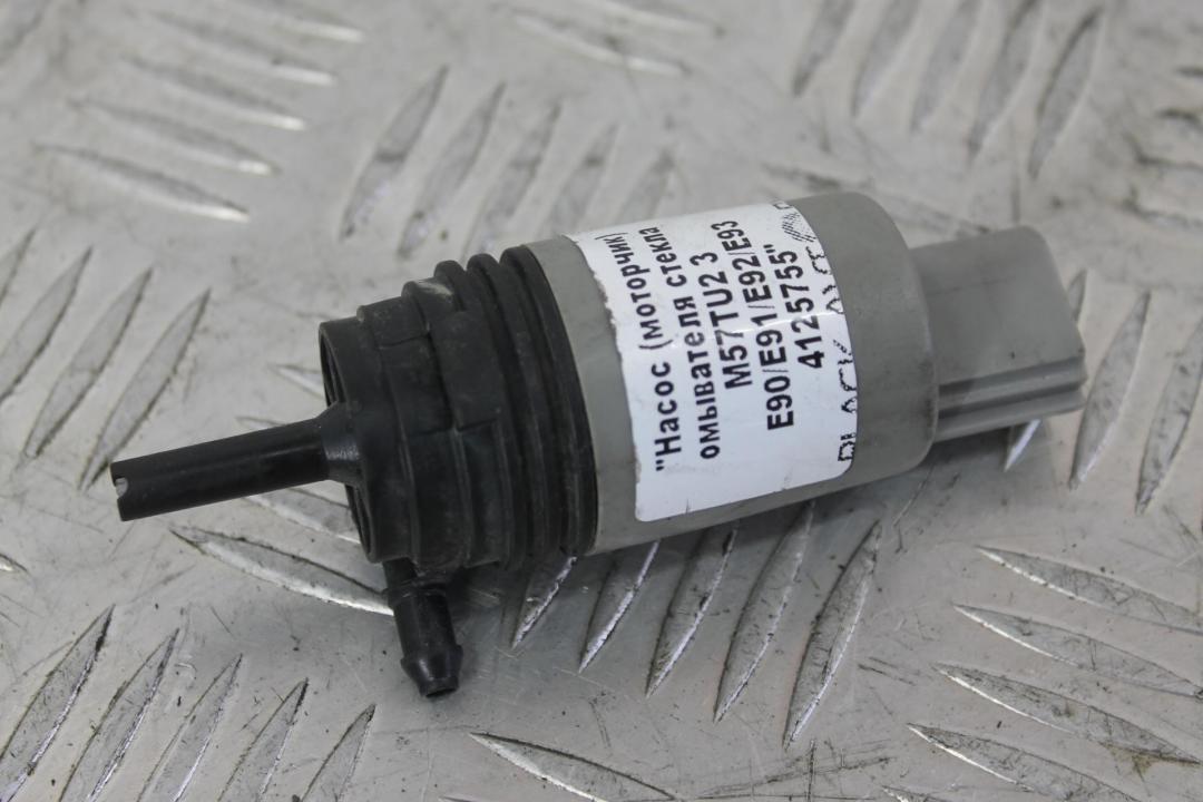 насос (моторчик) омывателя стекла BMW 3 серия E90/E91/E92/E93 2007, 3.5 л., дизель, зеленый, купе - фото №1