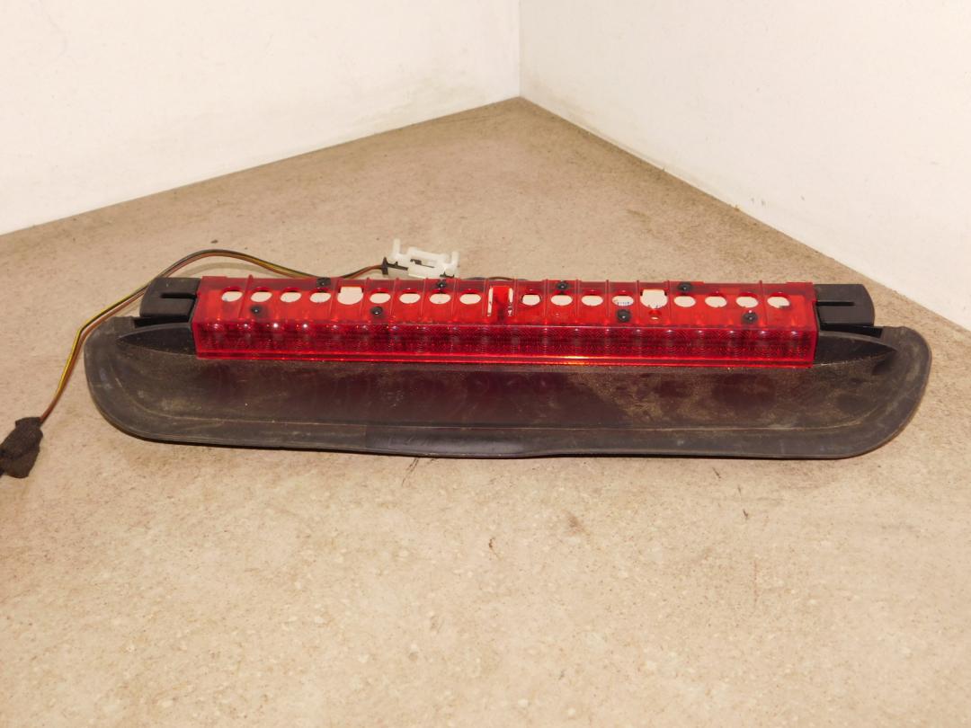 дополнительный стоп-сигнал BMW 3 серия E90/E91/E92/E93 2007, седан - фото №1