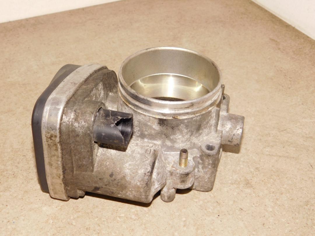 заслонка дроссельная BMW X3 E83 2005, бензин, внедорожник 5 дв., 13547502445, 7502445 - фото №1