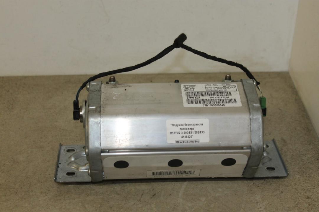 подушка безопасности пассажира BMW 3 серия E90/E91/E92/E93 2007, 3.5 л., M57D30 (306D5), дизель, купе, правый руль, 72129138247, 39913824703 - фото №1