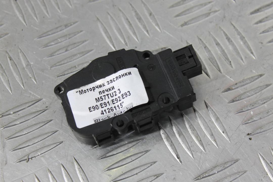 моторчик заслонки печки BMW 3 серия E90/E91/E92/E93 2007, 3.5 л., M57D30 (306D5), дизель, купе, правый руль, 64119321034, 412650750 - фото №1