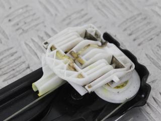 стеклоподъемник задний правый