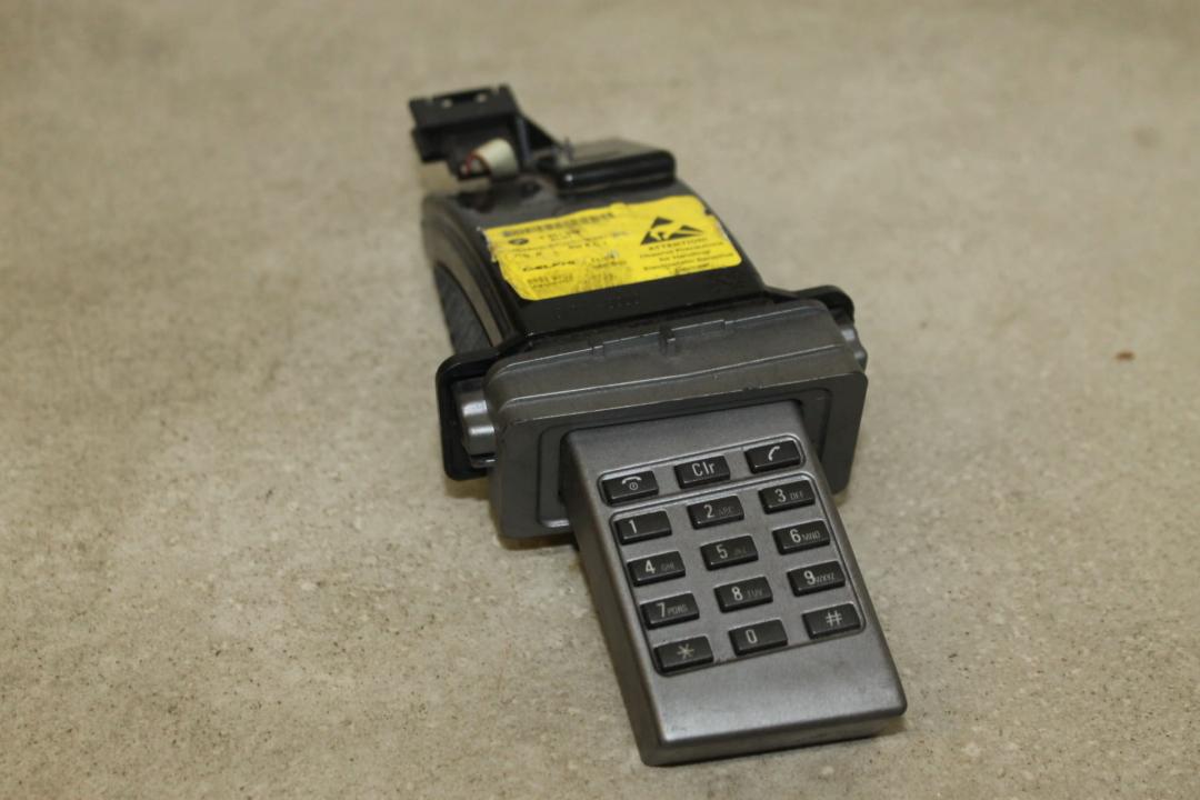 Брелок (пульт дистанционного управления) BMW 7 серия E65/E66/E67 2004, седан, 6941354 - фото №1