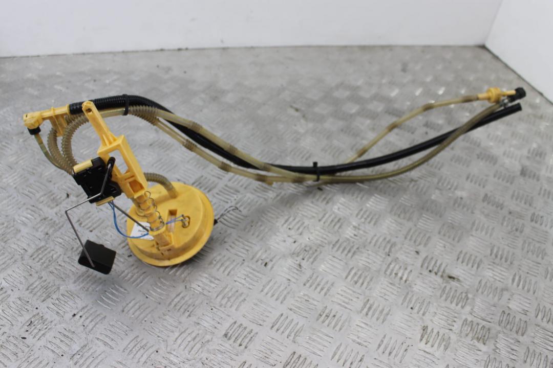 датчик уровня топлива BMW 3 серия E90/E91/E92/E93 2007, 3.5 л., M57D30 (306D5), дизель, купе, правый руль, 16117159160, 6763888 - фото №1