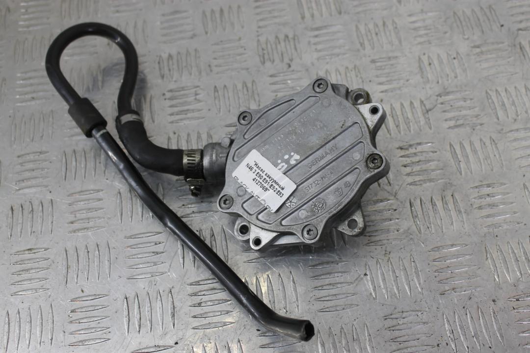 насос вакуумный BMW 3 серия E90/E91/E92/E93 2007, 2.0 л., бензин, седан, 11667542498, 7542498, 7542496 - фото №1