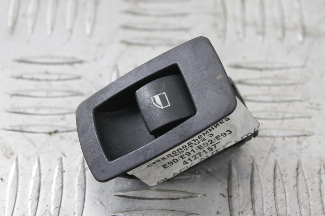 кнопка стеклоподъемника двери BMW 3 серия E90/E91/E92/E93 2007, 3.5 л., M57D30 (306D5), дизель, купе, правый руль, 6945874, 61316945874 - фото №1