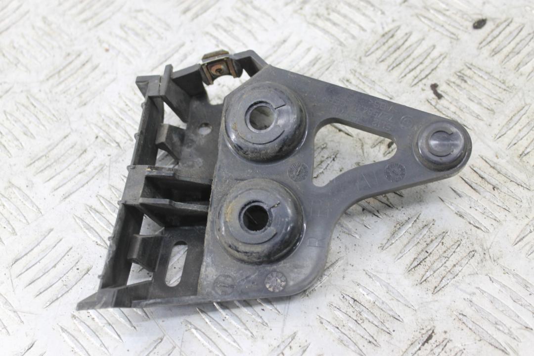 Крепление бампера заднего BMW 3 серия E90/E91/E92/E93 2006, 3.0 л., M57 D30 (306D3), дизель, МКПП, sparkling graphite (a22), универсал, правый руль, 51127127718, 7127718 - фото №1