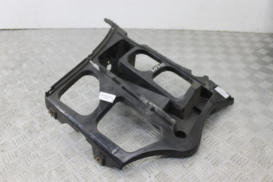 Крепление бампера заднего BMW 3 серия E90/E91/E92/E93 2006, 3.0 л., M57 D30 (306D3), дизель, МКПП, sparkling graphite (a22), универсал, правый руль, 51127127715, 7127715 - фото №1