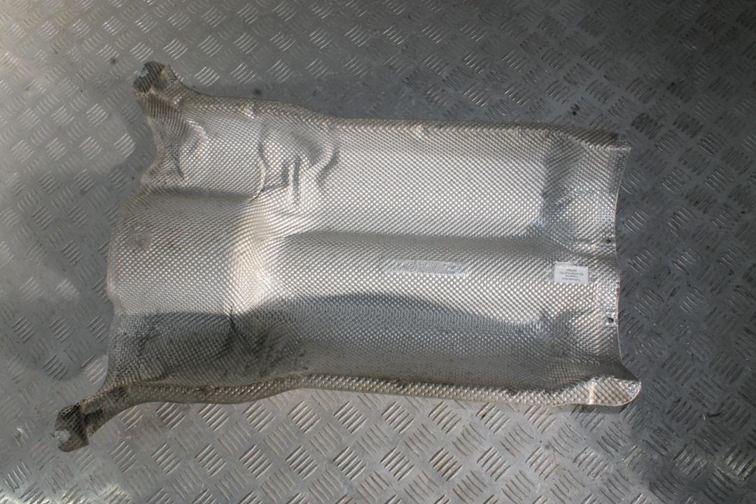 тепловой экран глушителя BMW 5 серия F07/F10/F11 F10 2011, 3.0 л., N57 D30 A, дизель, седан, задний привод, 51487227524, 7227524 - фото №1