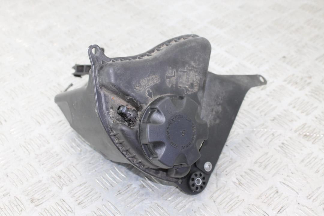 бачок расширительный BMW 5 серия F07/F10/F11 F10 2011, 3.0 л., N57 D30 A, дизель, седан, задний привод, 7806038, 17137806038 - фото №1