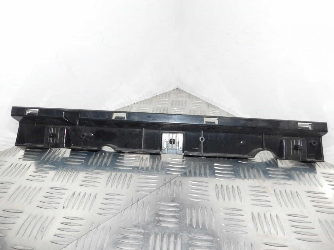 кронштейн (крепление) BMW 3 серия E90/E91/E92/E93 2006, седан, 7202657 - фото №1