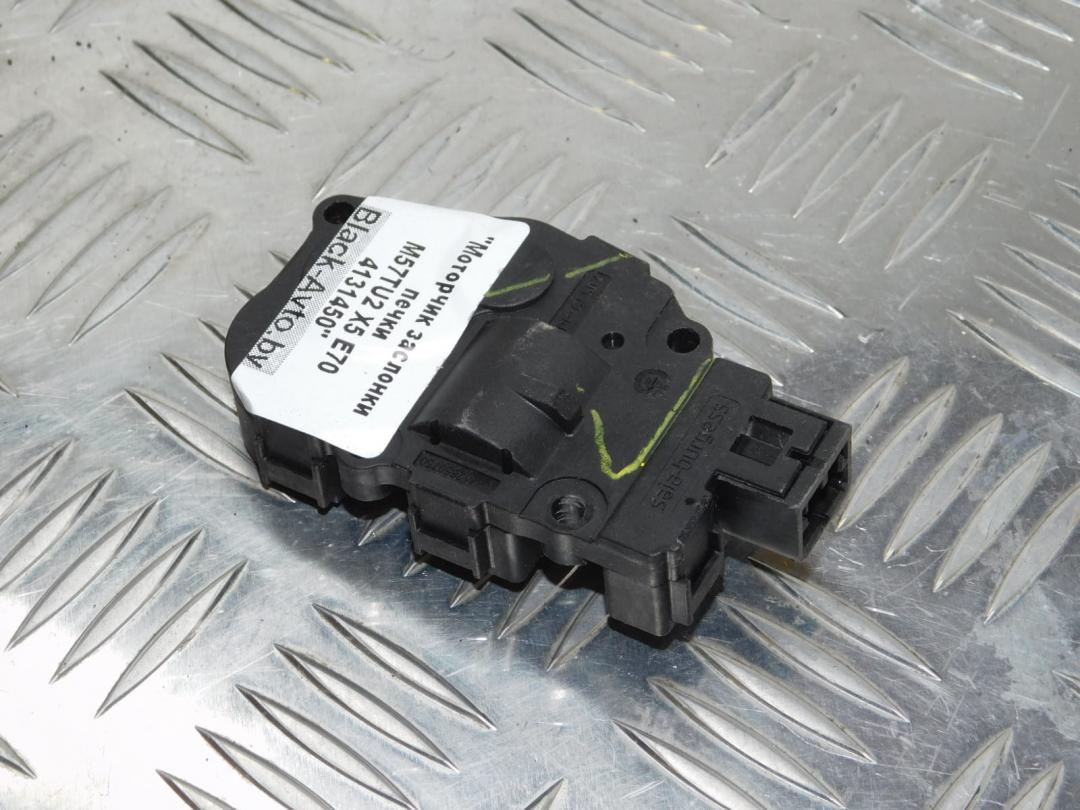 моторчик заслонки печки BMW X5 E70 2008, 3.0 л., M57 D30 (306D3), дизель, правый руль, 64119321034, 9298886 - фото №1