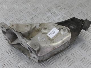 кронштейн двигателя BMW X5 E70 2007, 3.0 л., M57 D30 (306D3), дизель, правый руль, 6772680, 22116782982